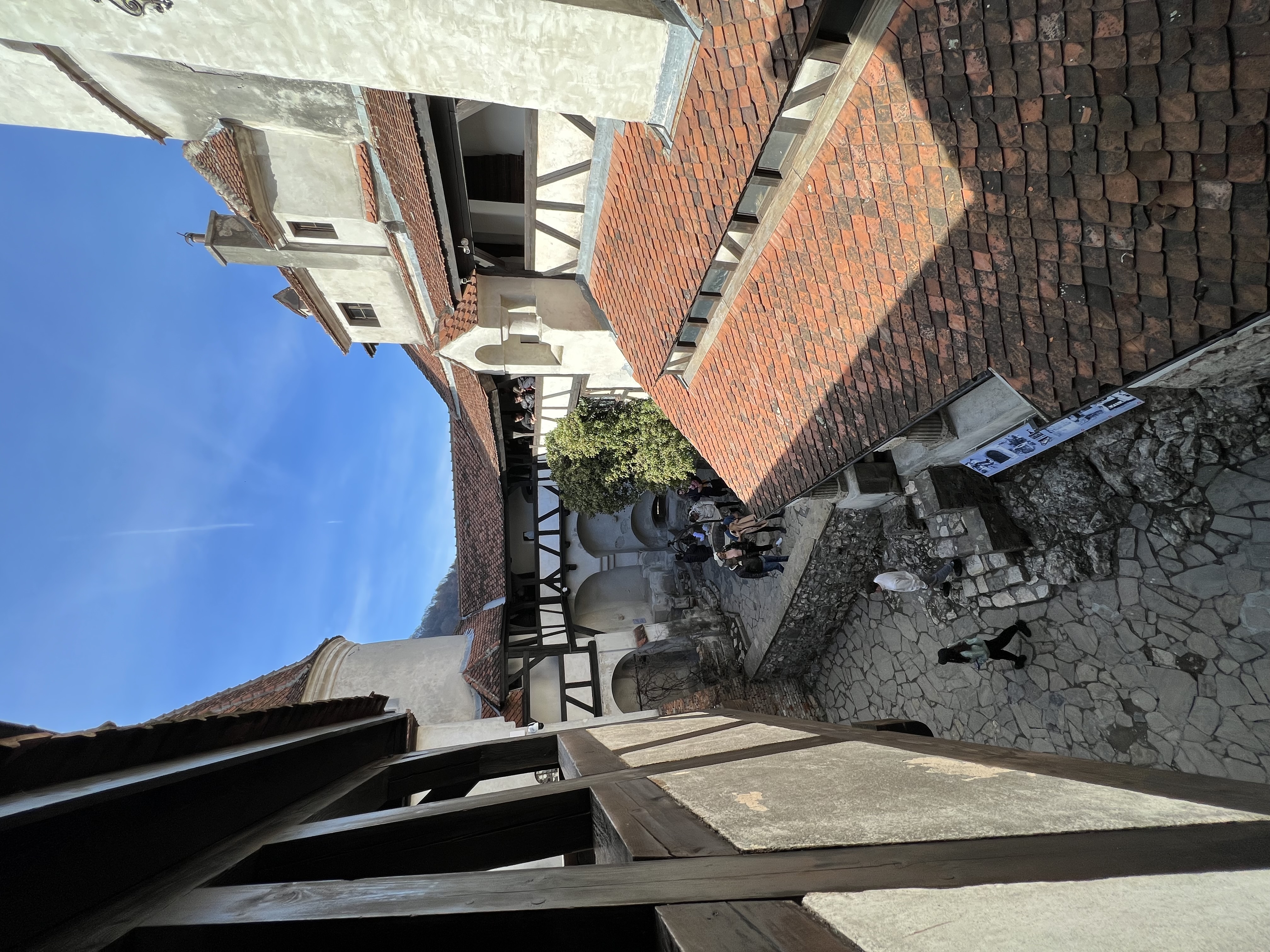 ./2023/04 - Passage to Eastern Europe/02 - Romania/01 - Bucherest Day 1/IMG_7836.JPG